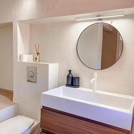 Des Tisserands Apartment Saint-Tropez